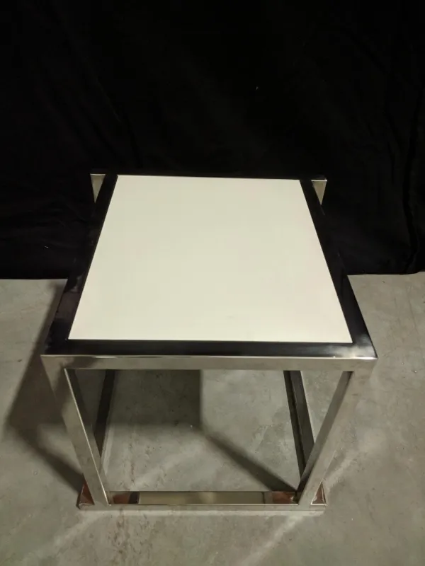 Salontafel Cube chrome/wit (40x40x40cm (h))