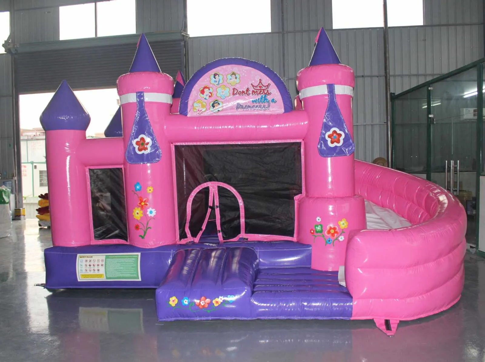 Springkasteel prinses + glijbaan (5 x 4 m)