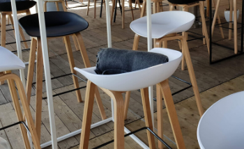 Nieuw in ons assortiment: Barkruk Ibiza