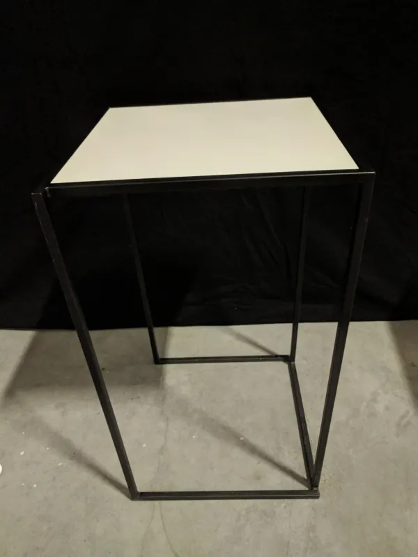 Statafel Cube zwart/wit (60x60x110cm (h))